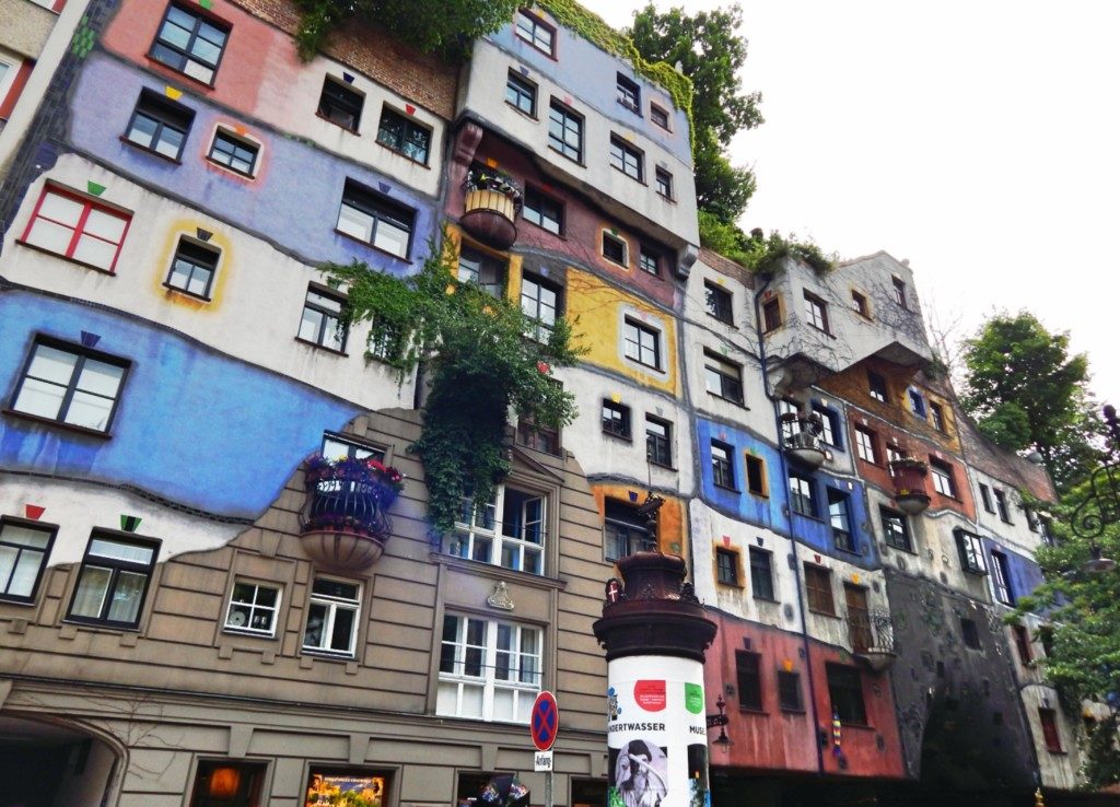 what to do in vienna - hundertwasser house